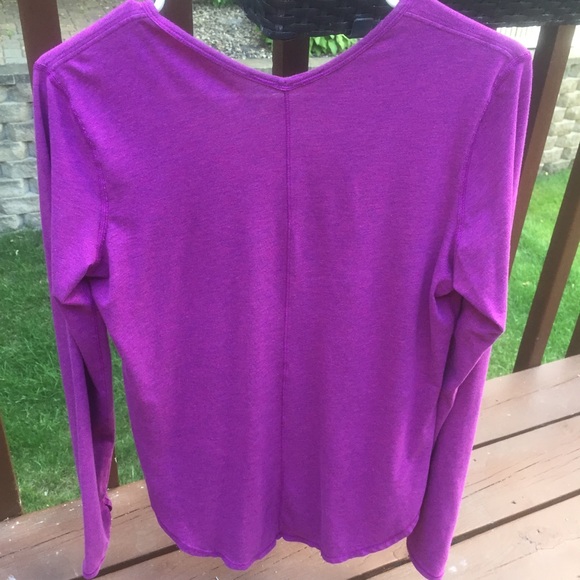 Lululemon Yogini 5 Year Long Sleeve Tee - Picture 12 of 13
